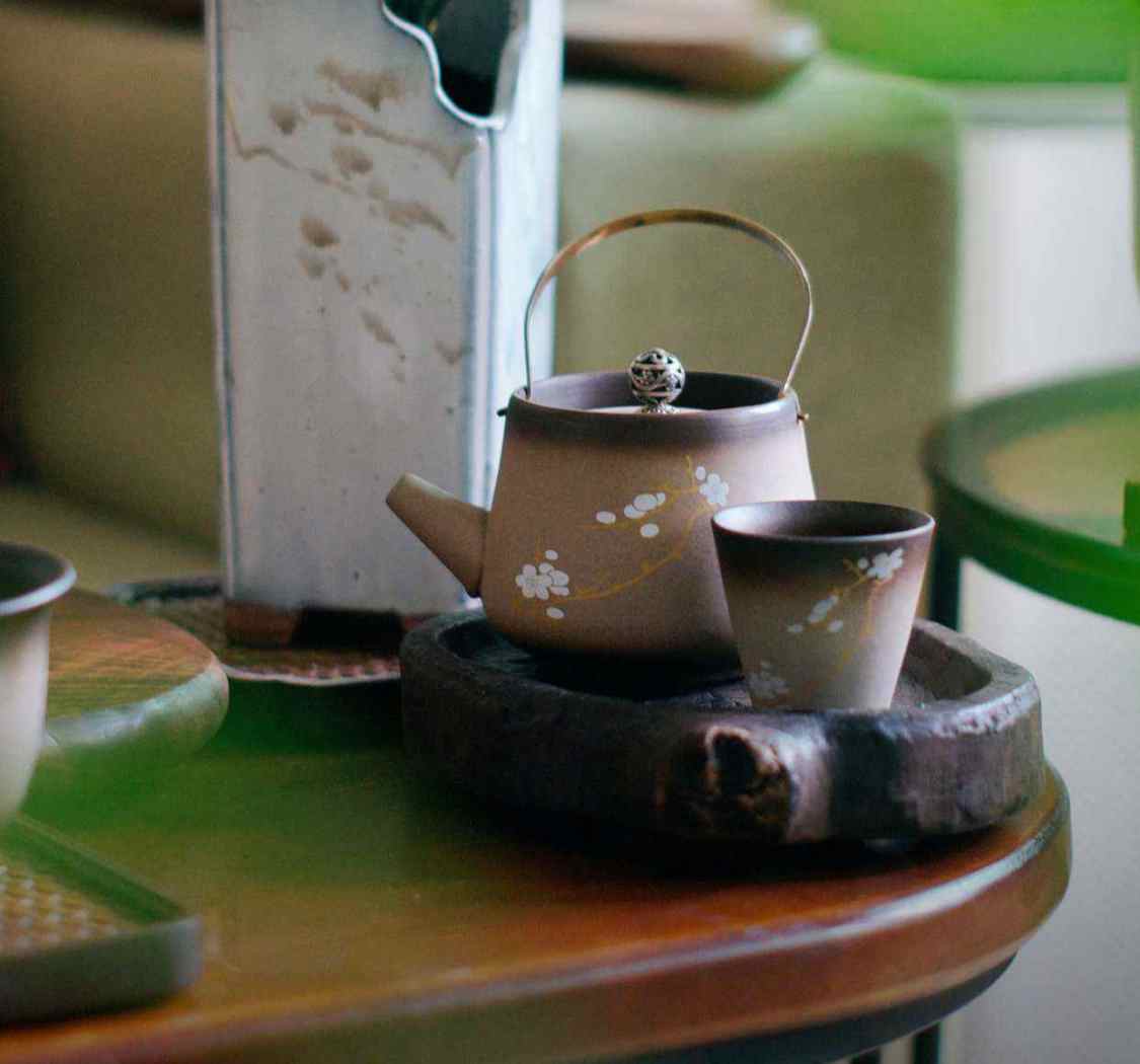 慢下来不是停滞，是给心灵留出绽放的空间。